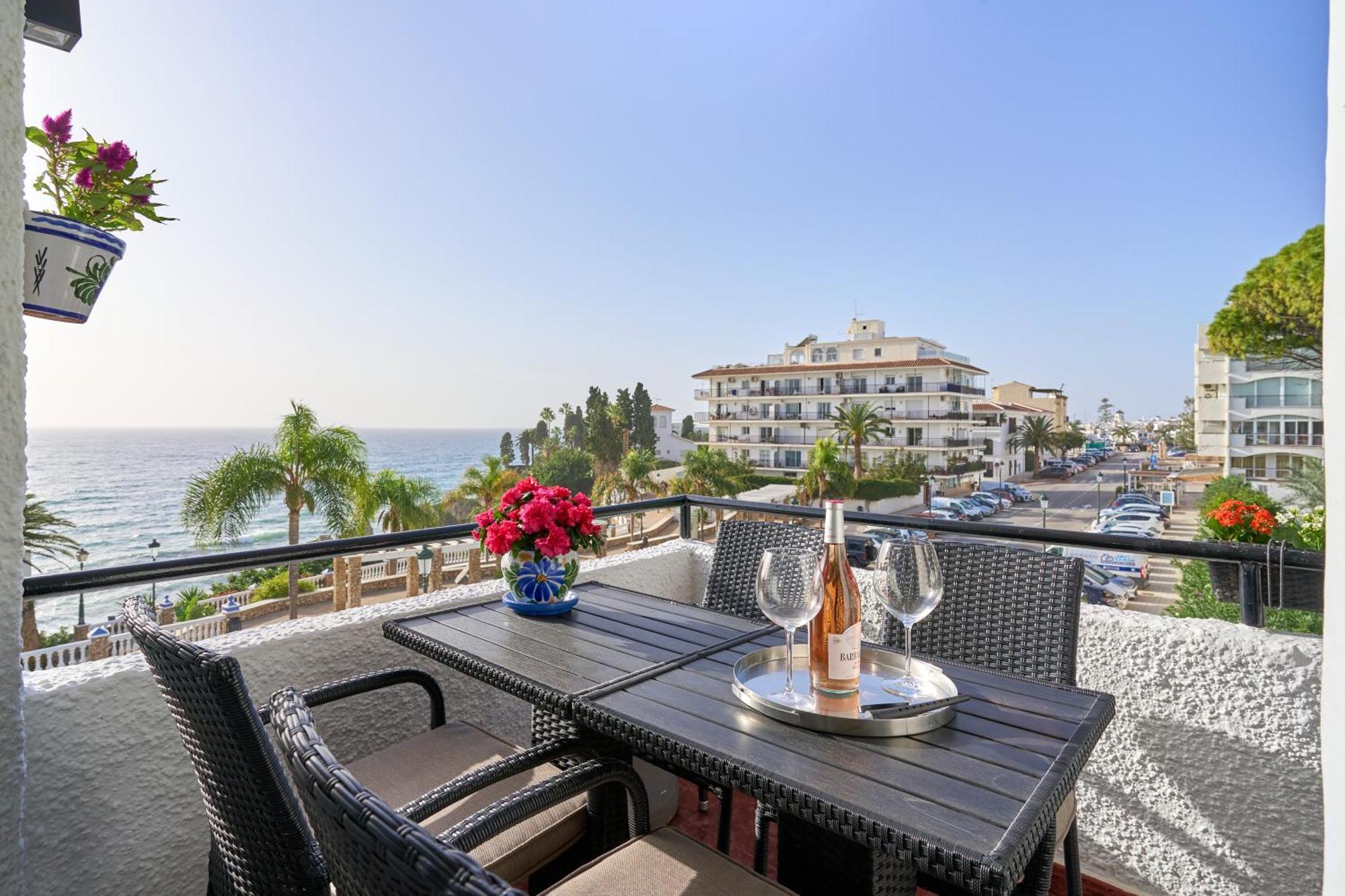Spectacular Sea Views, 2 Bed,2 Bath Apartment Nerja Exterior photo