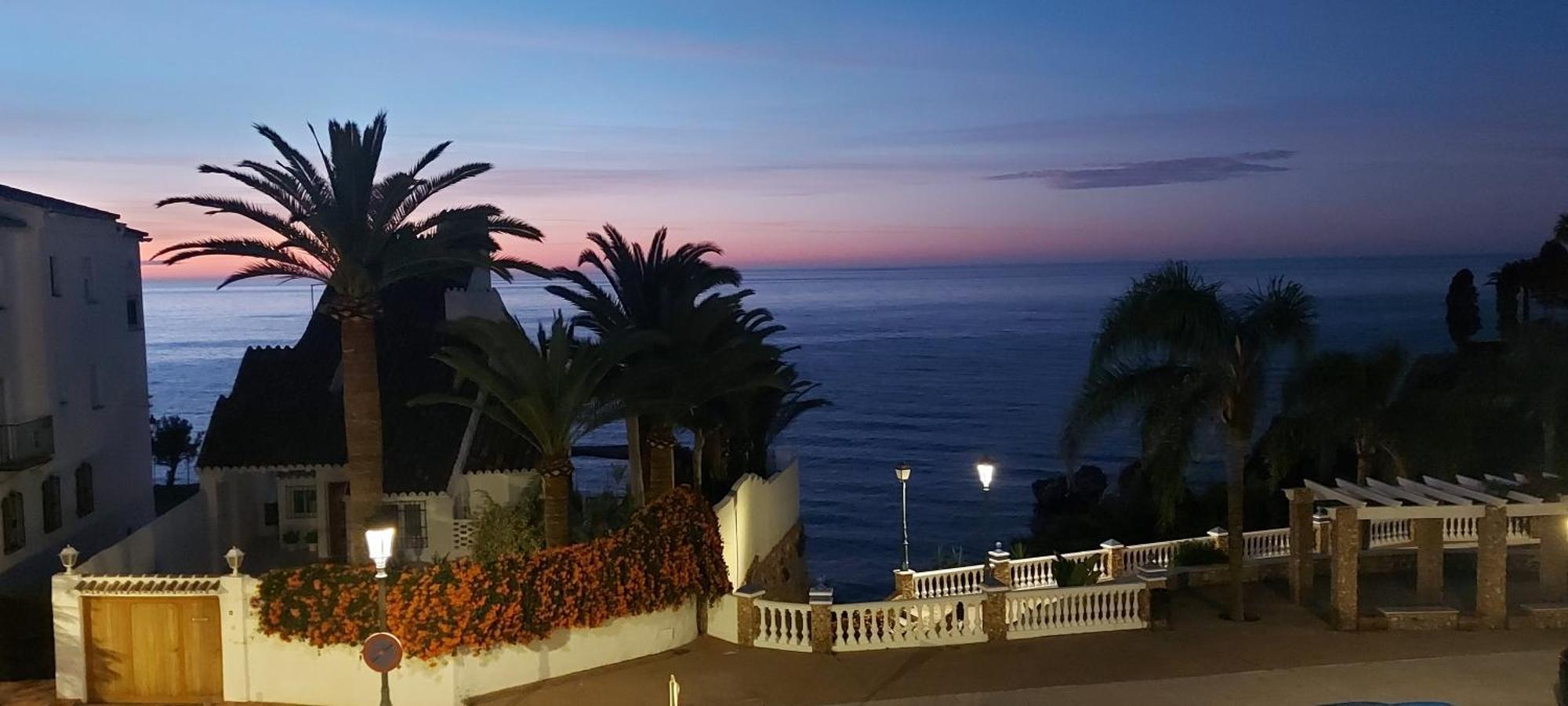 Spectacular Sea Views, 2 Bed,2 Bath Apartment Nerja Exterior photo
