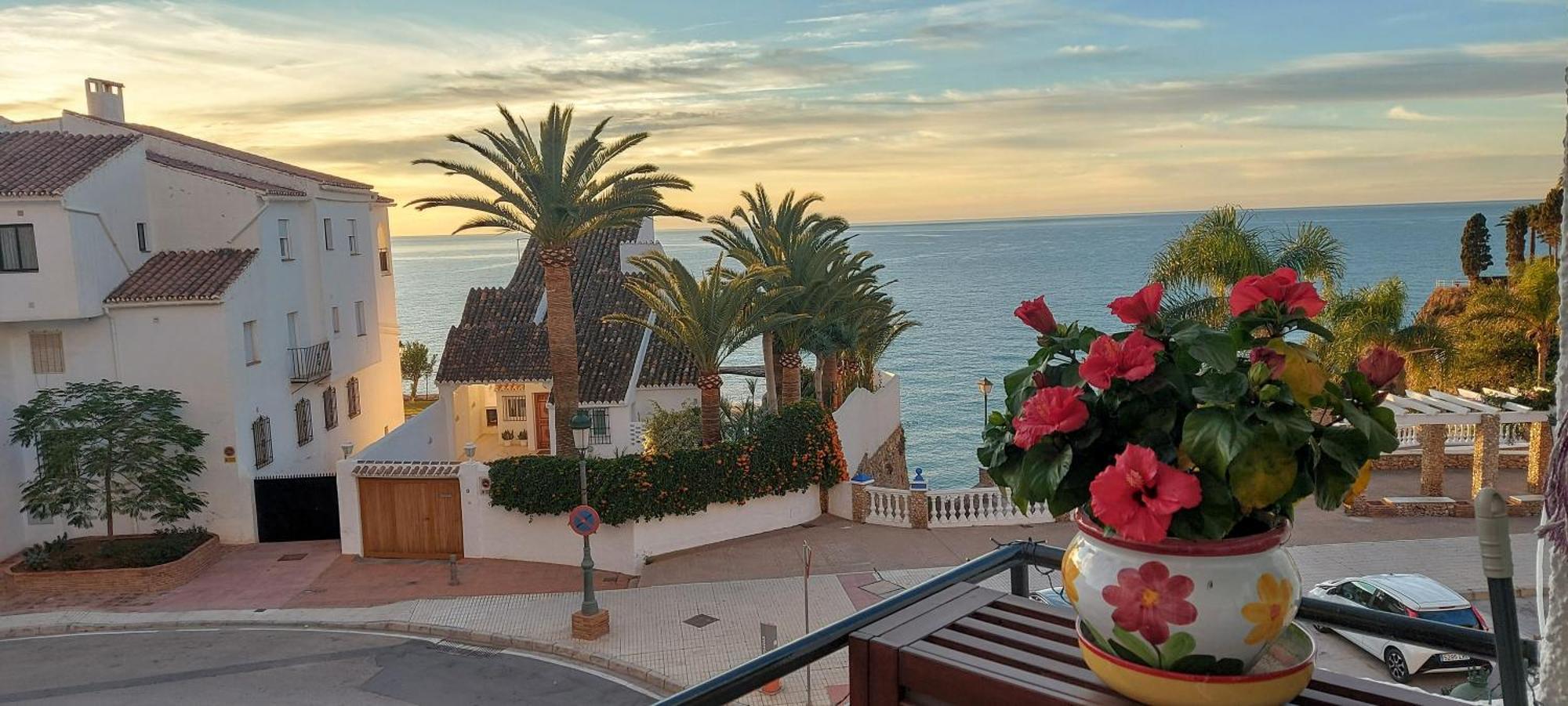 Spectacular Sea Views, 2 Bed,2 Bath Apartment Nerja Exterior photo